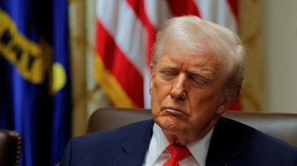 Trump says Venezuelan airspace will reopen to commercial travel and Americans can soon visit