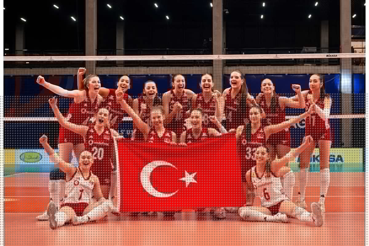 U17 Kız Milli Takımı, Japonya'yı 3-0 Geçerek Çeyrek Finalde!