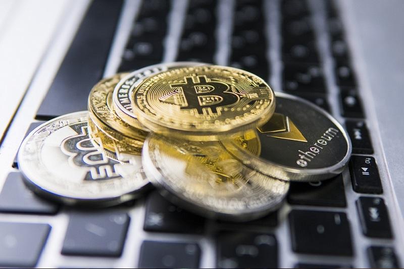 Cele mai riscante criptomonede s-au prăbușit la minimul ultimilor 5 ani într-o răsturnare spectaculoasă de paradigmă
