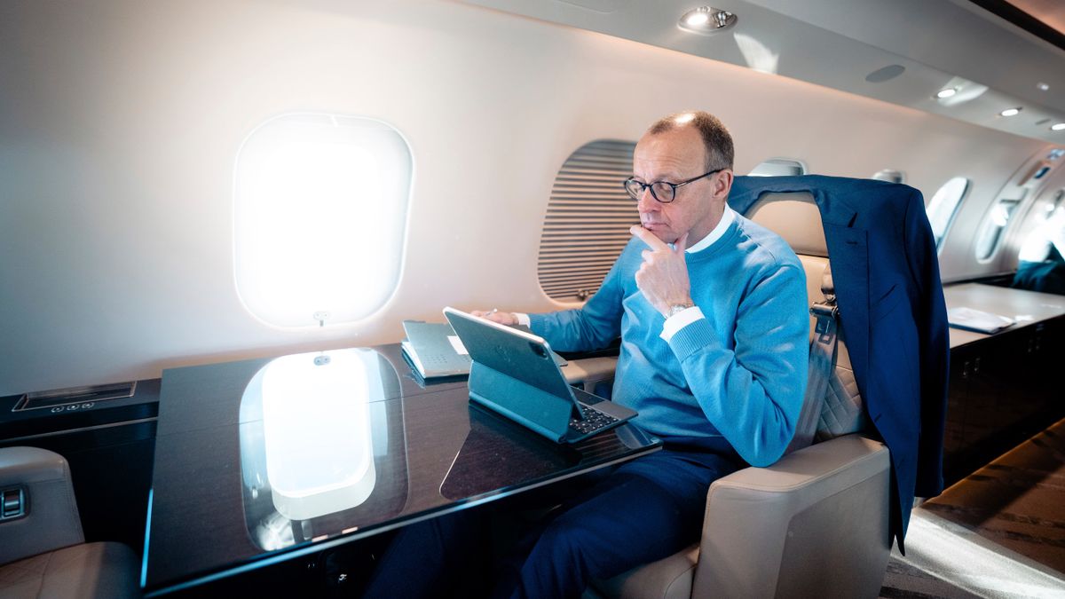 Friedrich Merz: Internet-Ausfälle in Flugzeugen behindern den Kanzler