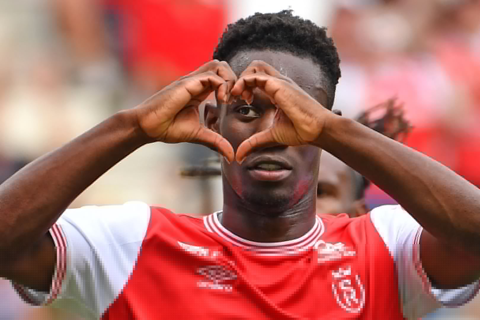 Arsenal waiting as Tottenham enter talks to sign attacker