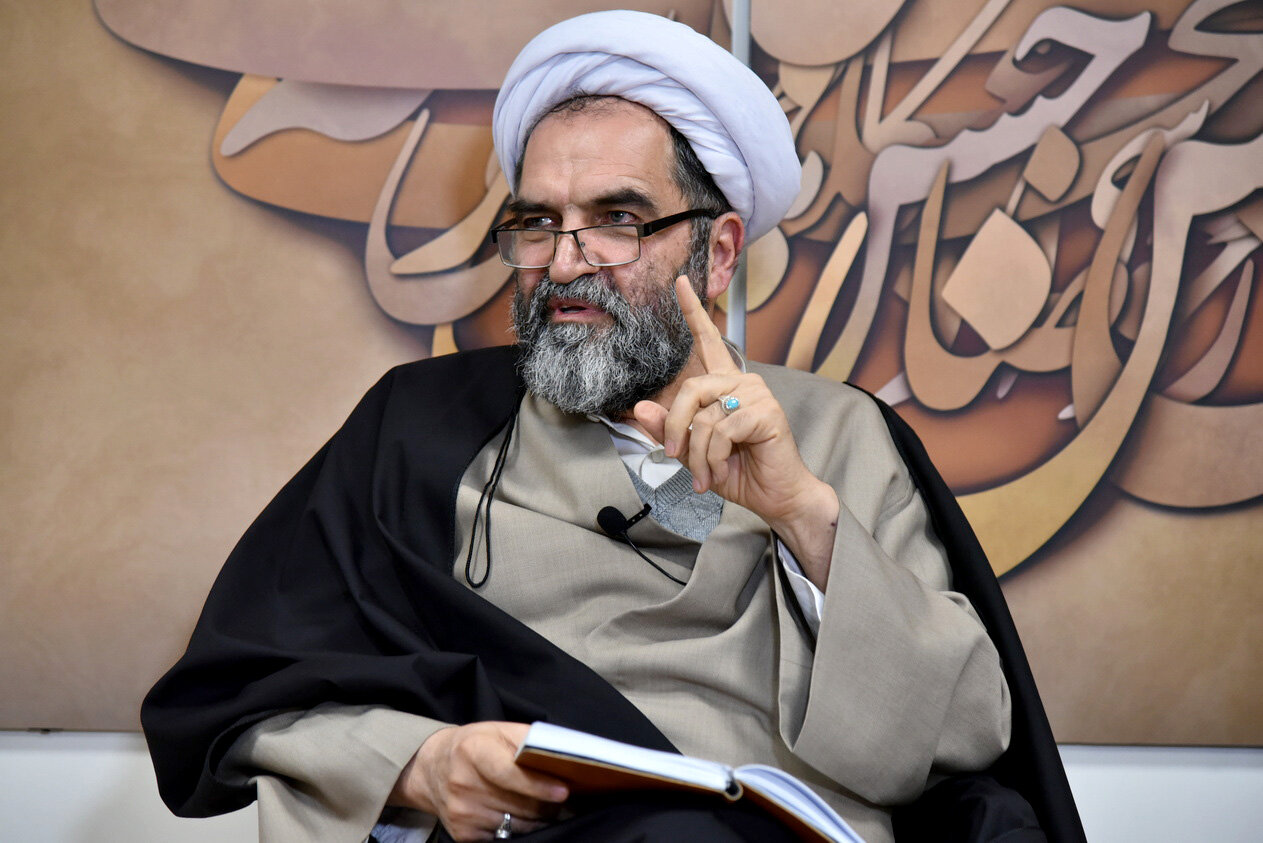 تفسیر سروش‌محلاتی از پیام واقعه کربلا؛ وقتی این جهالت بین مردم وجود داشته باشد، حکومت در دست امثال یزید و معاویه باقی می‌ماند