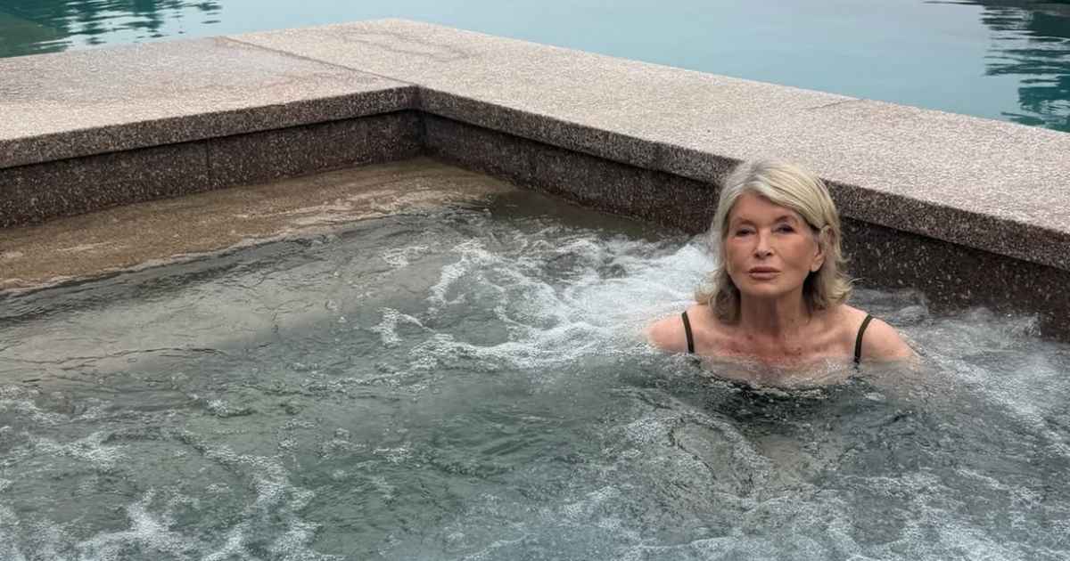 Martha Stewart, 85, Defends Anti-Plastic Surgery Views After Hot Tub Photo