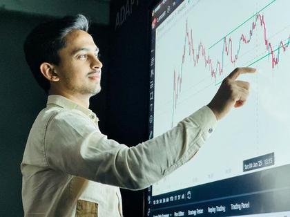 How a stock screener provides an edge to professional traders