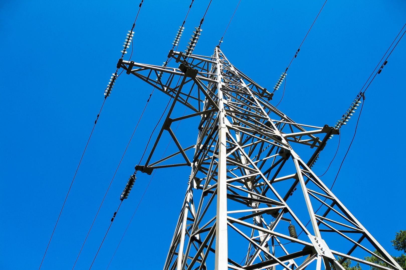 Azerbaijan rebuilds power network across 30 villages in Qarabag