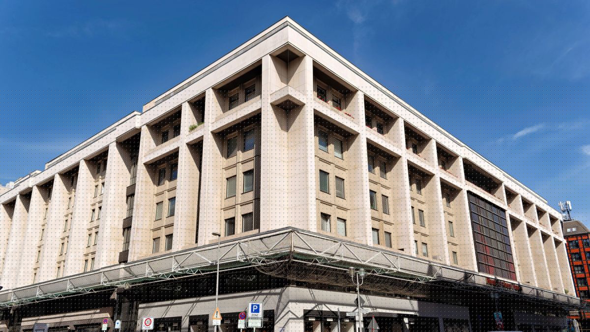 Russisches Haus in Berlin: Was tun mit Putins Außenposten in der Hauptstadt?