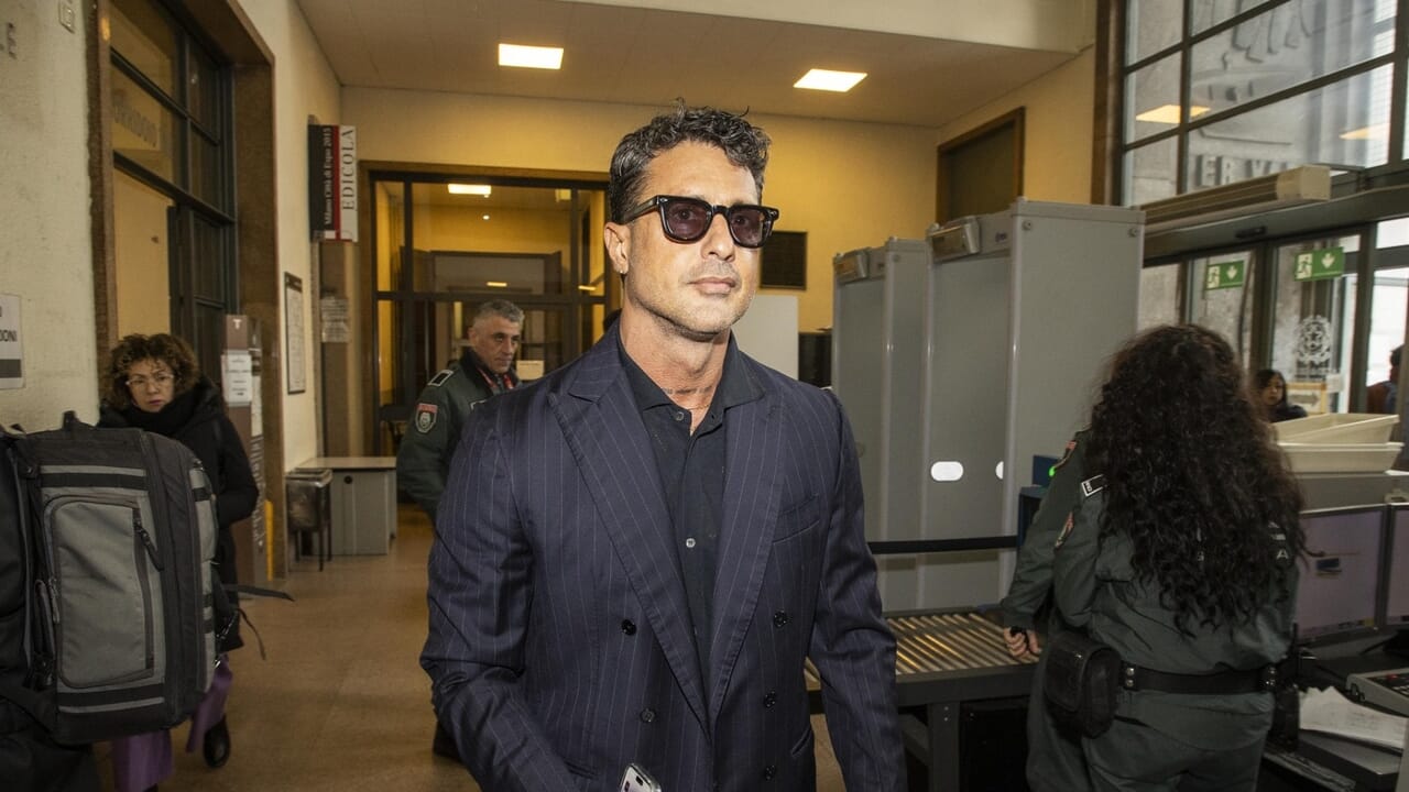 Caso Corona-Signorini, l'Agcom indaga su "Falsissimo" per il codice di condotta degli influenceer