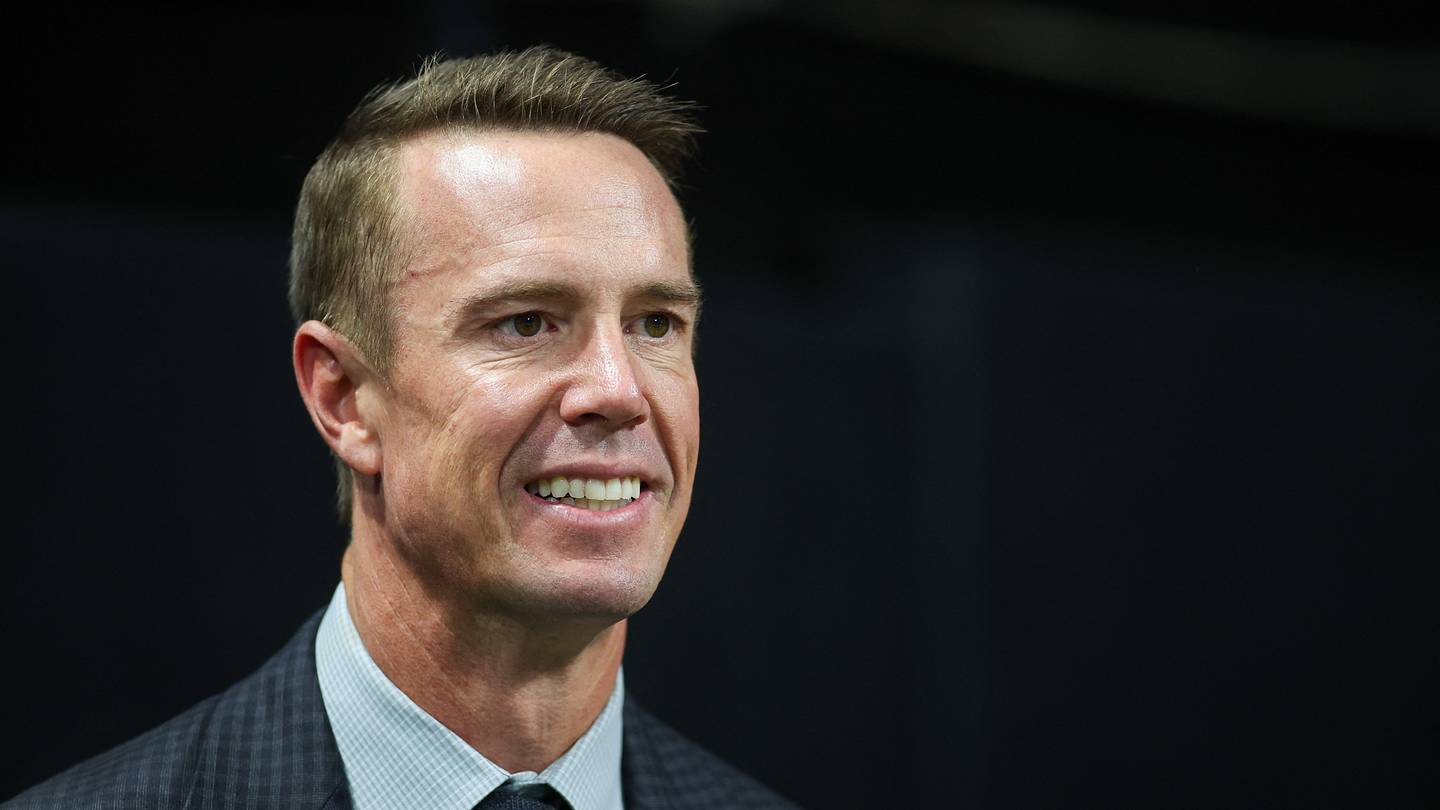 Falcons' best QB option at training camp is now clearly Matt Ryan
