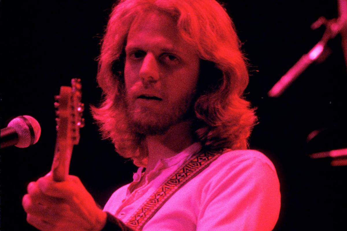 Felder Practices 'Hotel California'