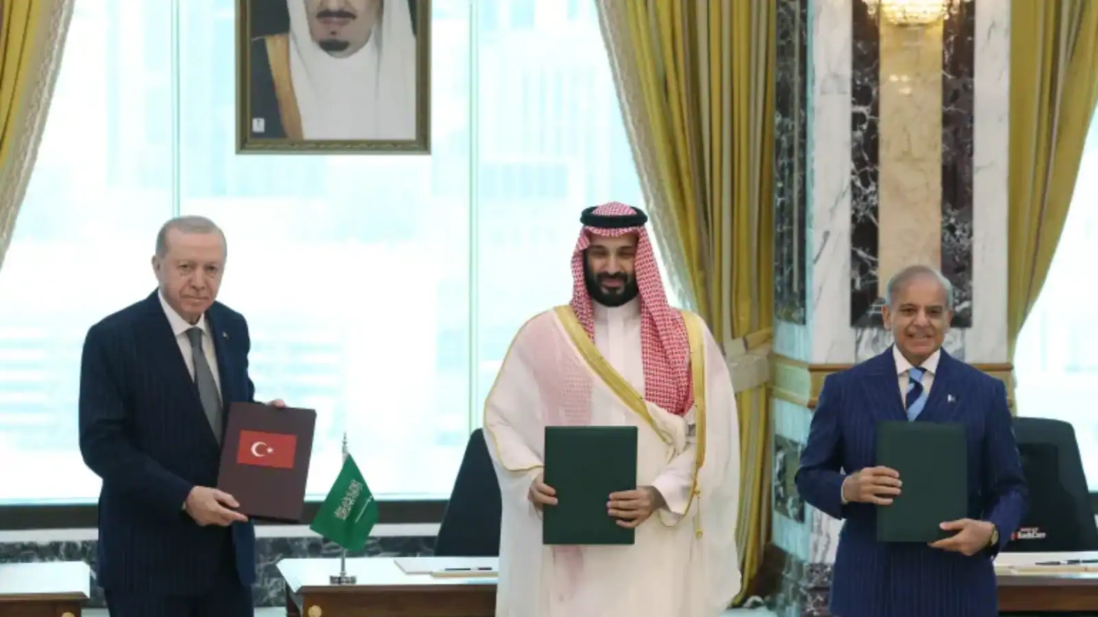 Pakistan, Saudi, Turkiye sign Makkah defence pact