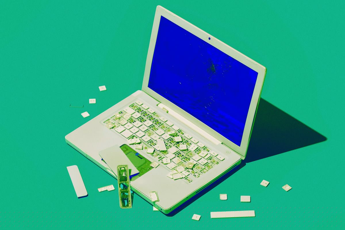 Computer Science Enrollment Now Declining Under Dark Cloud of AI