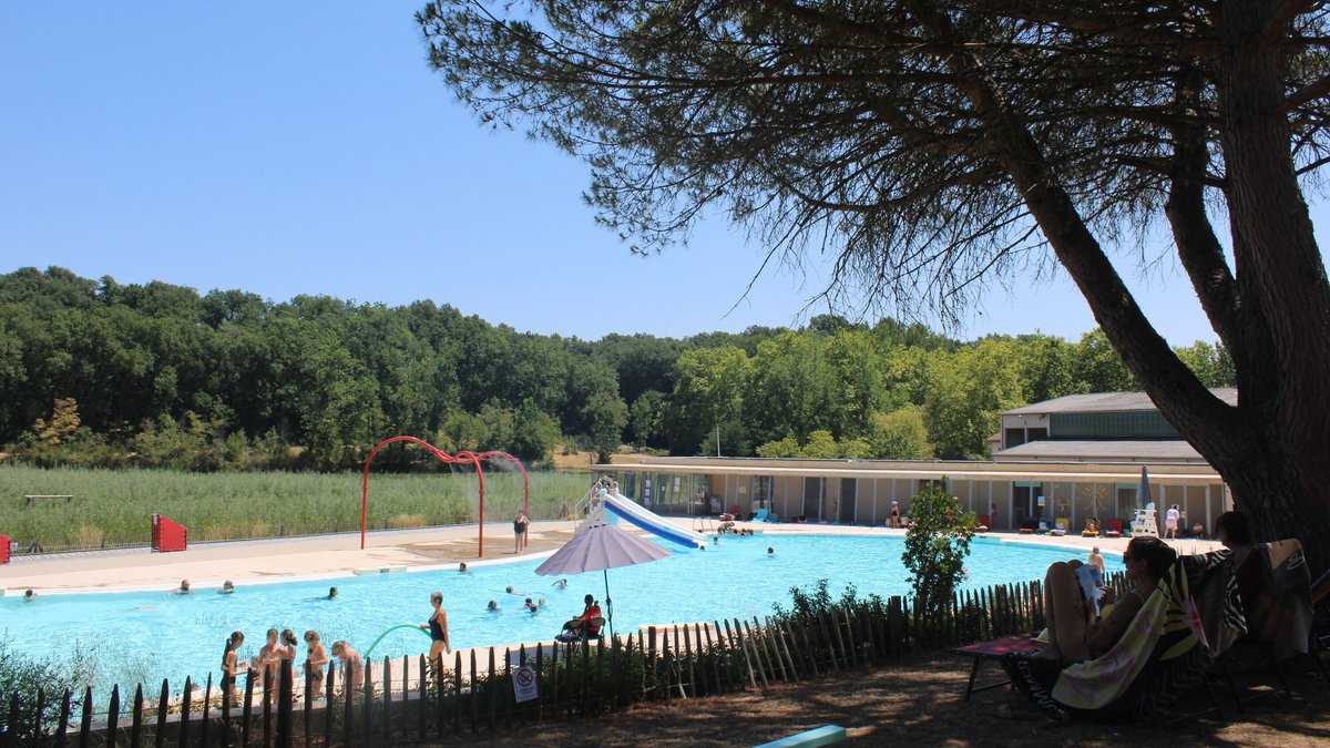 Tops et flops du tourisme en juillet dans le Tarn-et-Garonne : les gîtes avec piscine, les musées et les lieux de baignade pris d'assaut ; campings, restaurants et tourisme fluvial en difficulté