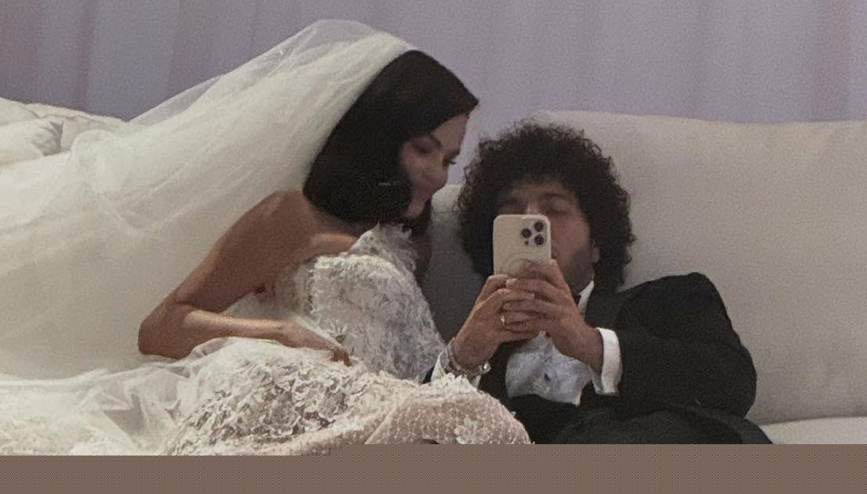 Matrimonio di Selena Gomez con Benny Blanco, le foto più belle e i dettagli dell’abito da sposa