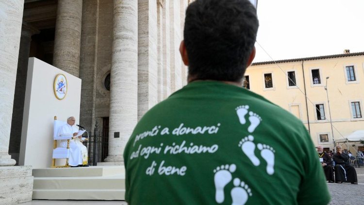 Il-Papa jħeġġeġ liż-żgħażagħ biex ikollhom il-kuraġġ jagħmlu għażliet li jibqgħu “għal dejjem”