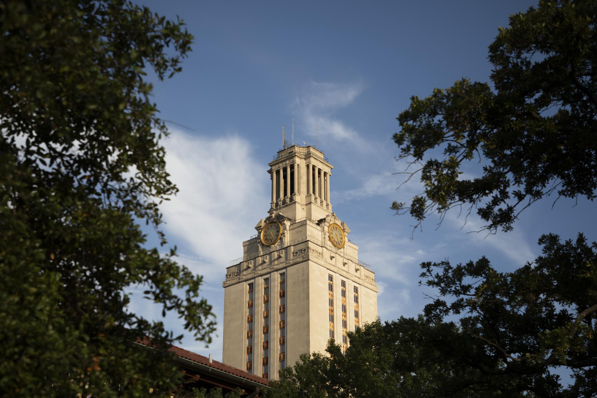 Estudiantes internacionales de UT enfrentan nuevas restricciones migratorias