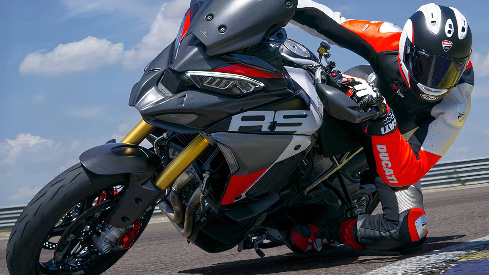 The Motorcycle That Feels Fast Without Wearing You Out