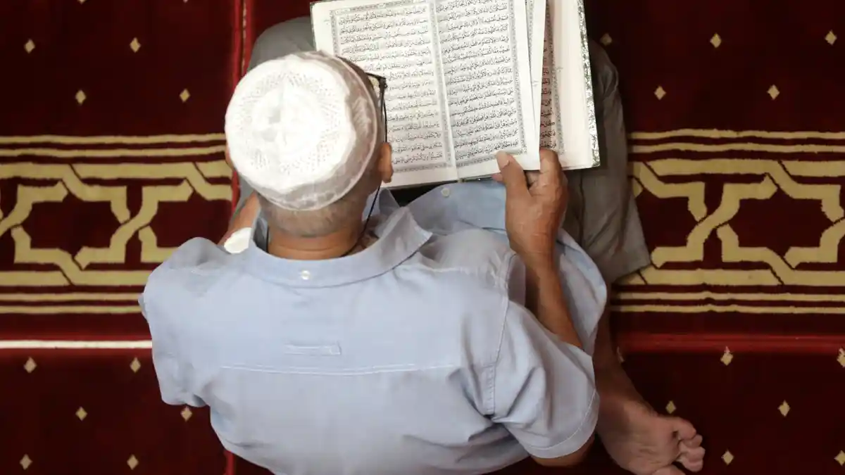 Makna Ad-Dhuha, Surah ke-93 dalam Al-Quran: Memuat Pesan Perlindungan pada Anak Yatim