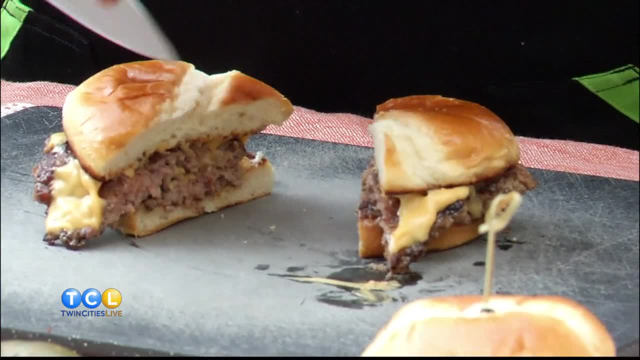 12 Days of Grilling: Smash Burgers