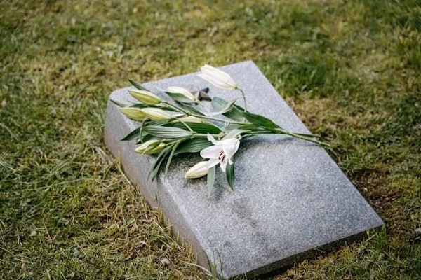 Family announces parents’ burial rites