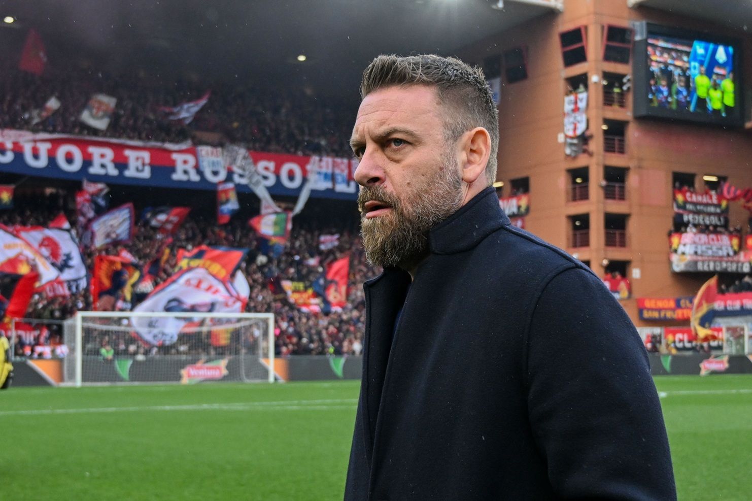 Il Genoa anticipa all’Olimpico con la Lazio (venerdi, 20.45). Tra i pali confermato Bijlow, rientra Ostigaard, Messias parte dalla panchina.