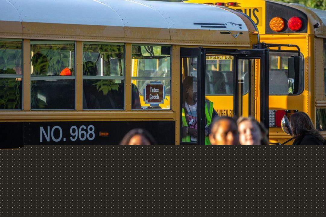 Commentary: Schools keep calling moms, reinforcing old assumptions