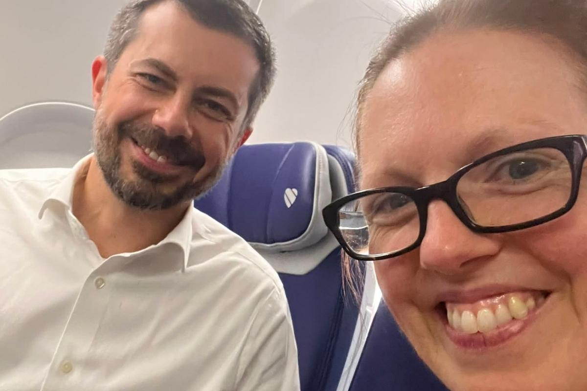 SouthCoast Singer's Experience Flying With Pete