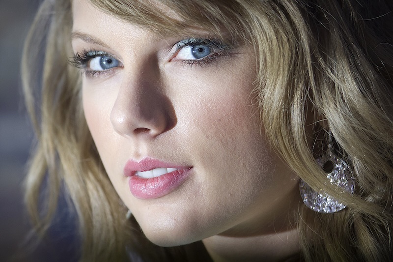 Taylor Swift Shares ‘The Life Of A Showgirl’ Lyrics Ahead Of Album Release