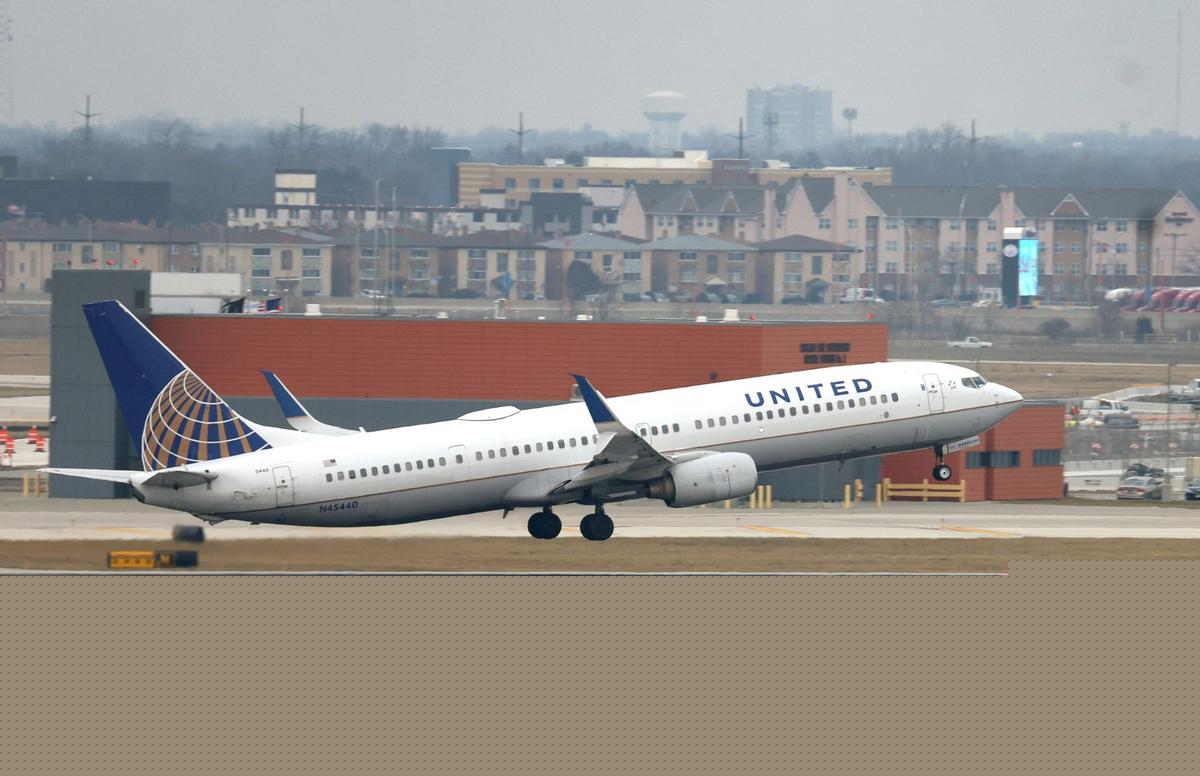 United Airlines Drops 10 Routes Out Of Chicago O’Hare, Including An International Destination