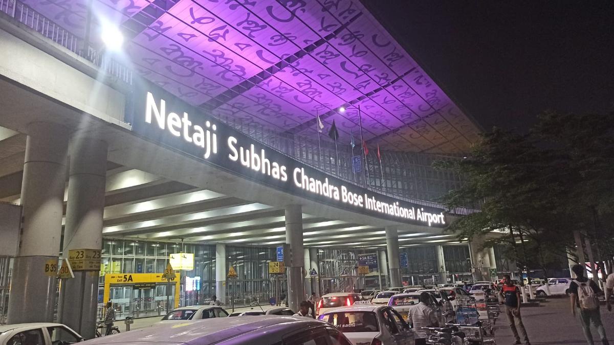 Pilot disoriented by laser light, flight circles mid-air before landing at Kolkata airport