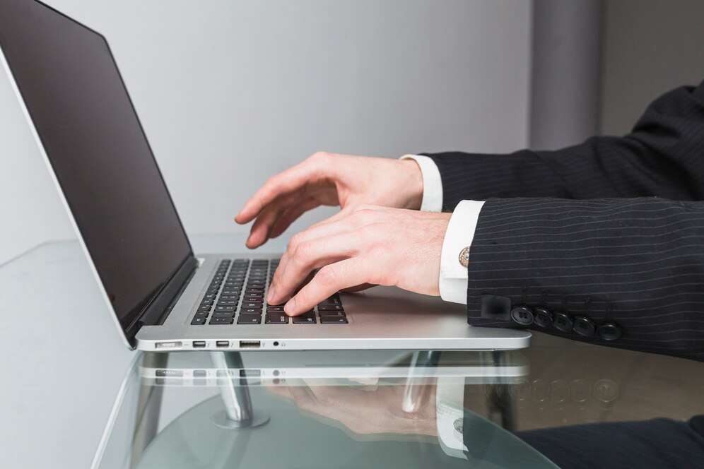 Cazierul judiciar, la un click distanță: cum poate fi obținut gratuit, online
