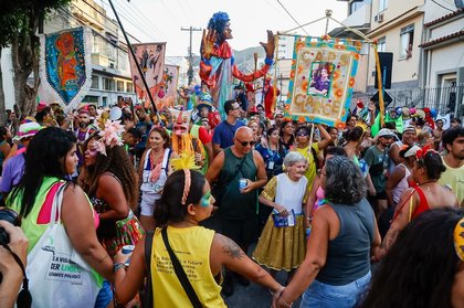 Embaixada dos EUA alerta americanos para 'evitar favelas' durante Carnaval no Brasil