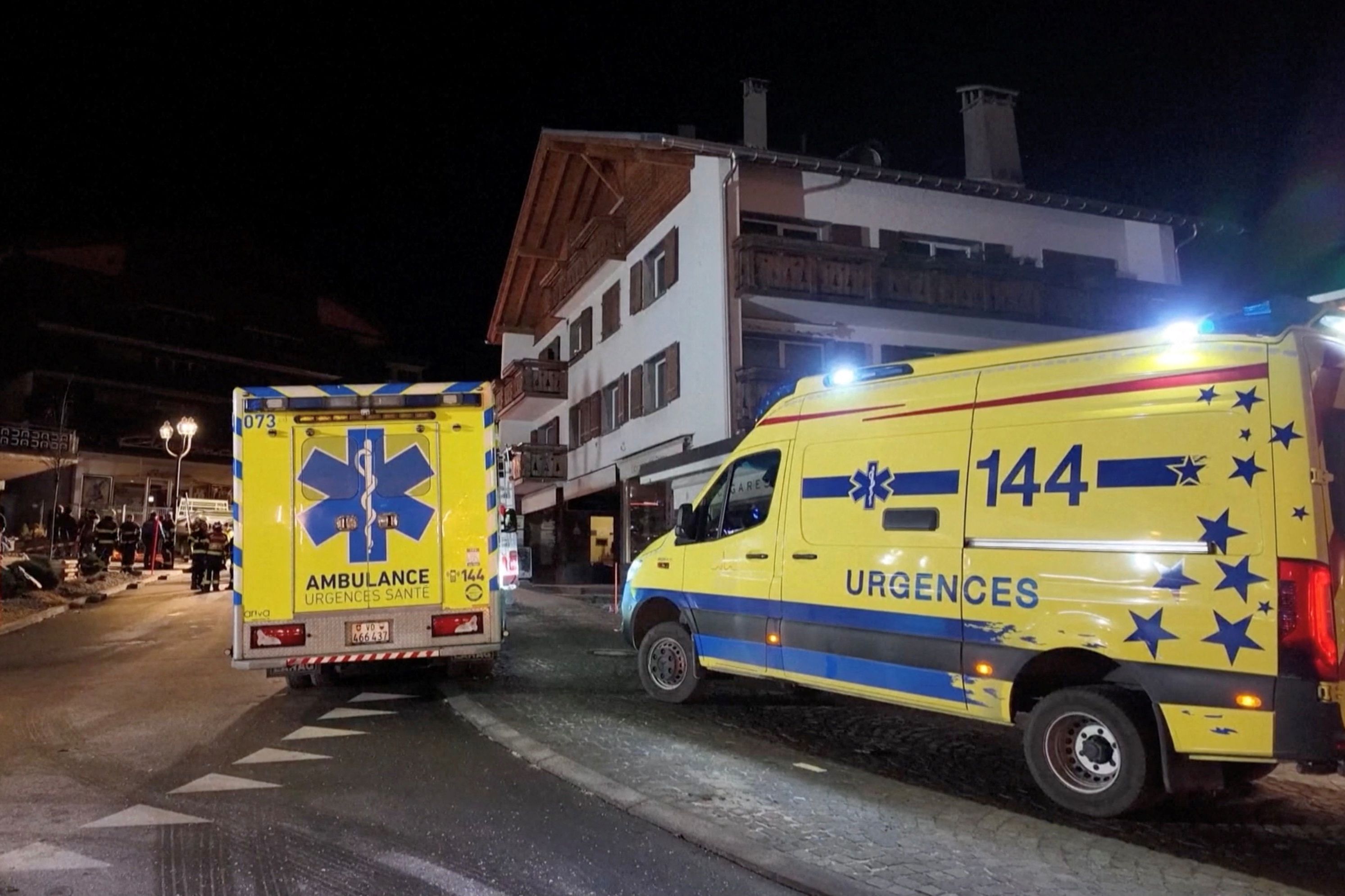 « Mes amis sont morts dedans » : Les déchirants appels aux secours durant l'incendie de Crans-Montana