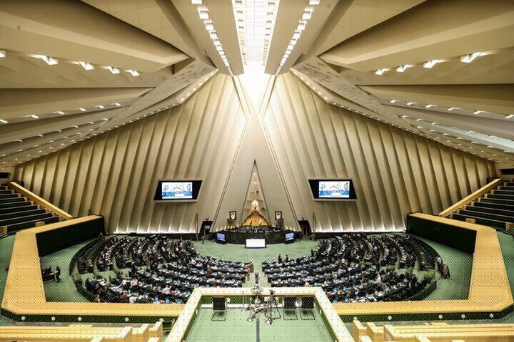 Parl. drafts reciprocal steps against UK blacklisting of IRGC