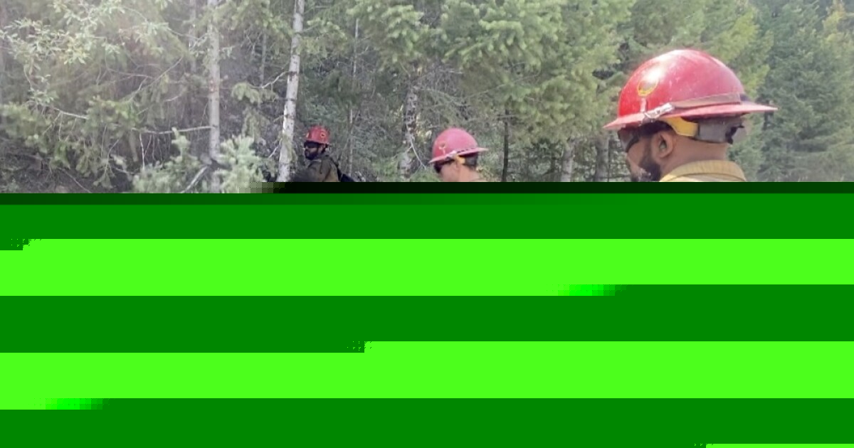 Fire crews protect cabins from growing Sand Creek Fire after evacuation order
