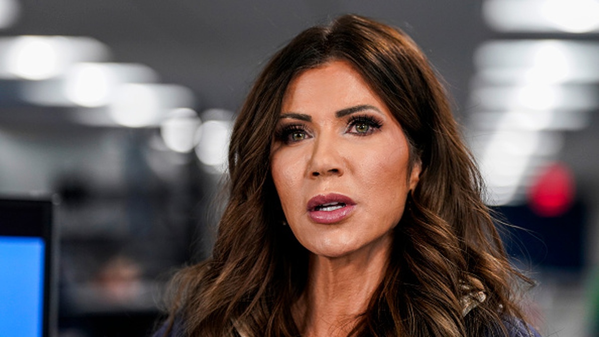 ‘Domestic terrorists’: Kristi Noem finally agrees to face the Senate, but her ‘desperate’ bid to save her job could be ruined by this fatal mistake