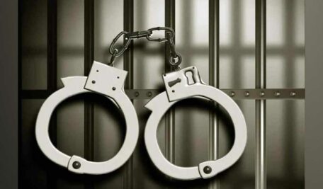 Two from Gujarat dupe Hyderabad resident of Rs 32 lakh, arrested