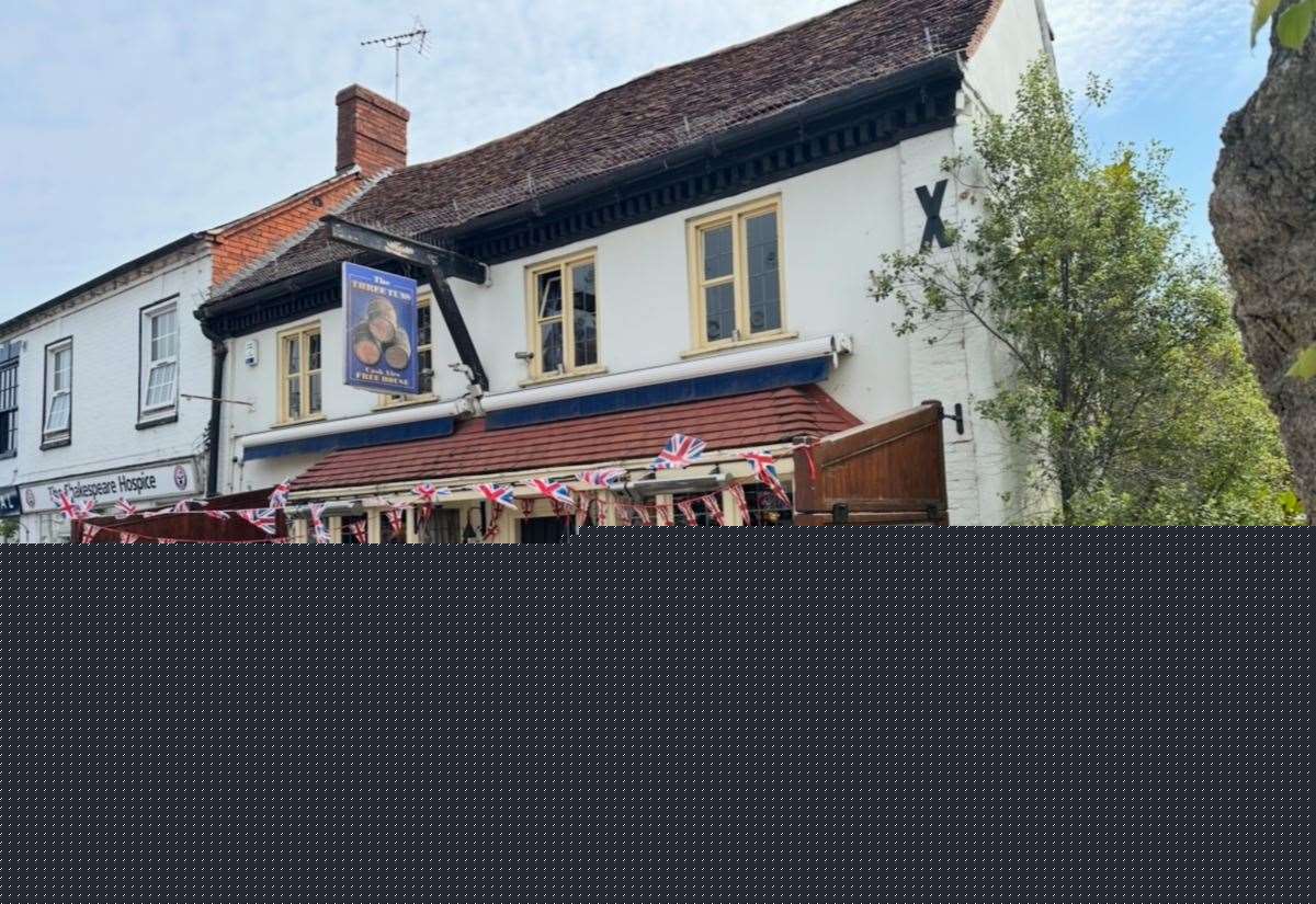 Two Stratford district pubs named among best in the country