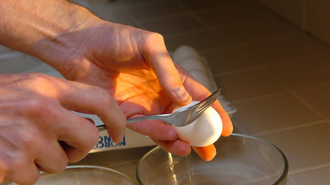 Breakfast timing may hold the key to living longer, new research reveals
