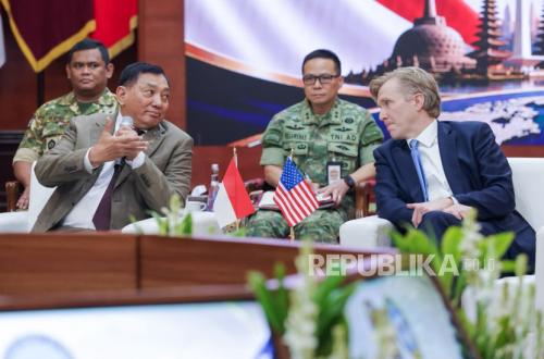 Menhan RI Bertemu Wamen Perang AS Bahas Latihan Gabungan Pasukan Khusus
