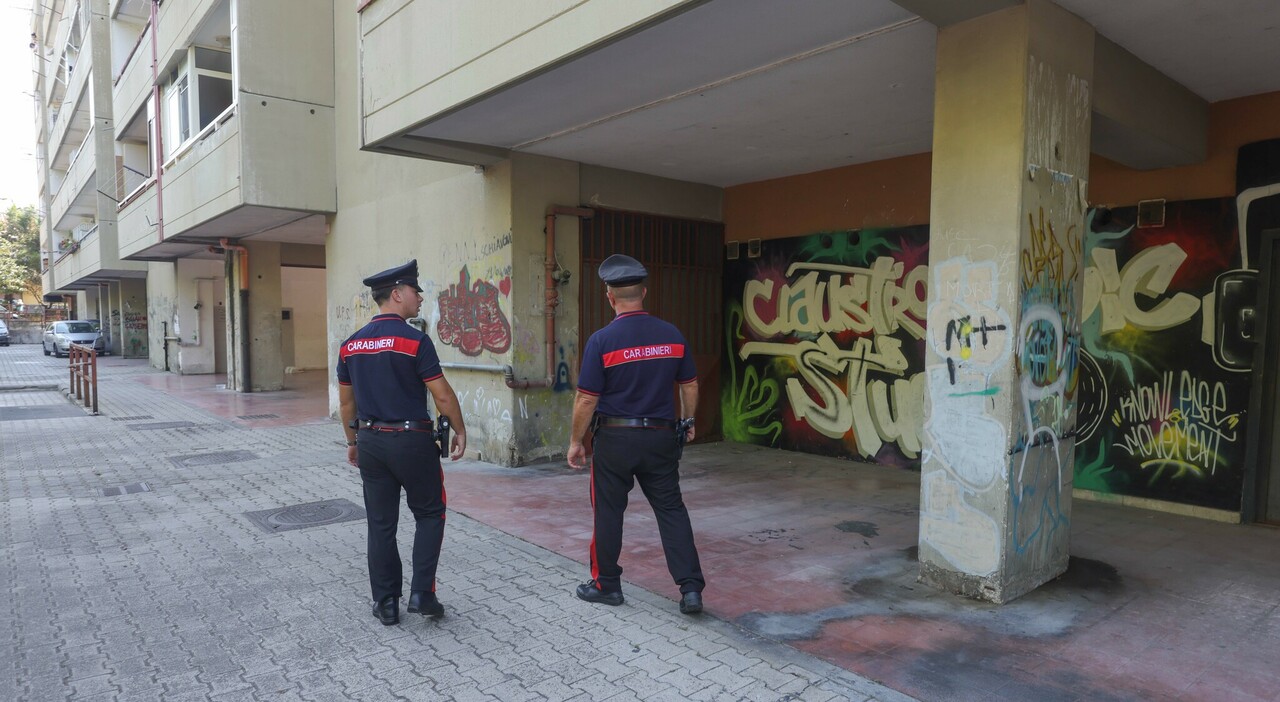Bimbi armati, la preside: &laquo;La mia scuola isolata nella lotta alla illegalit&agrave;&raquo;