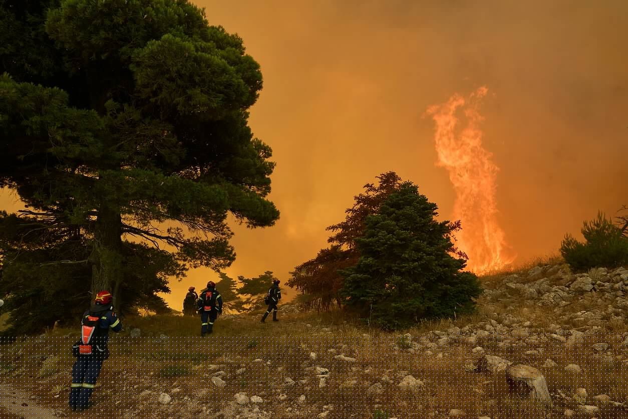 „Sezonas baigėsi“: gaisrai Europoje skaudžiai veikia kurortų verslininkus