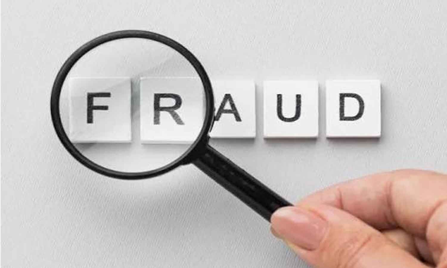 Teacher, associates booked for duping woman of Rs 1.05 cr