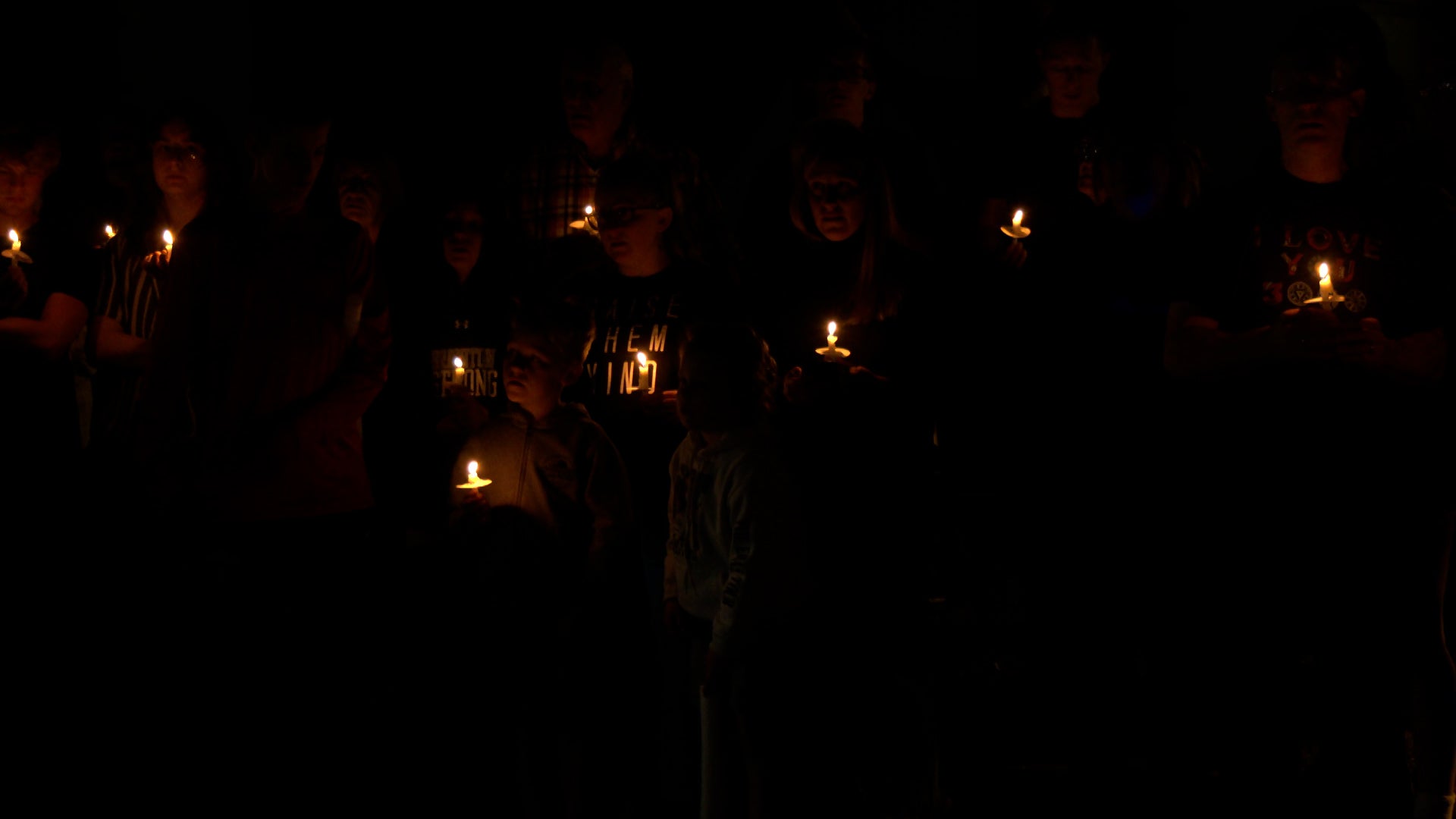 Rare candlelight vigil held by Rochester Latter-day Saints community for victims of Michigan church shooting