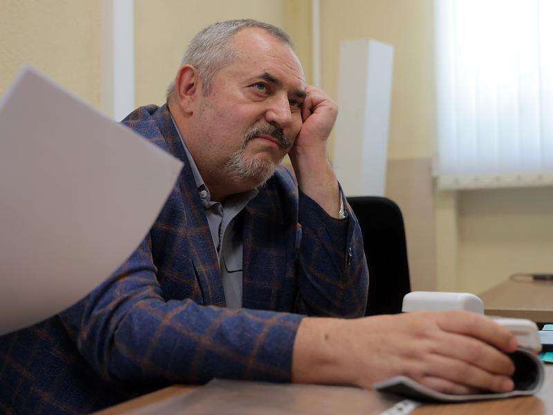 Russia opposition politician Nadezhdin leaves for Paris
