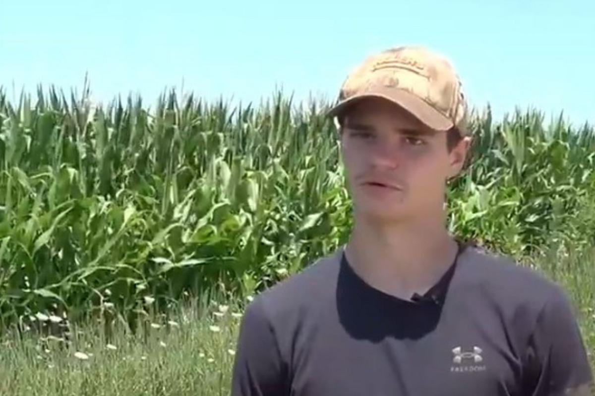 Illinois Teen Saves Woman After Trusting His Instincts