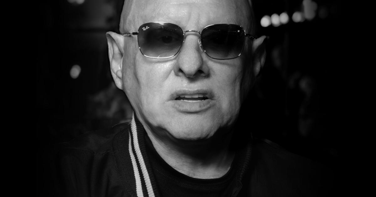 Lead singer of legendary 90s band on pills, thrills and 35 years of chaos before tour