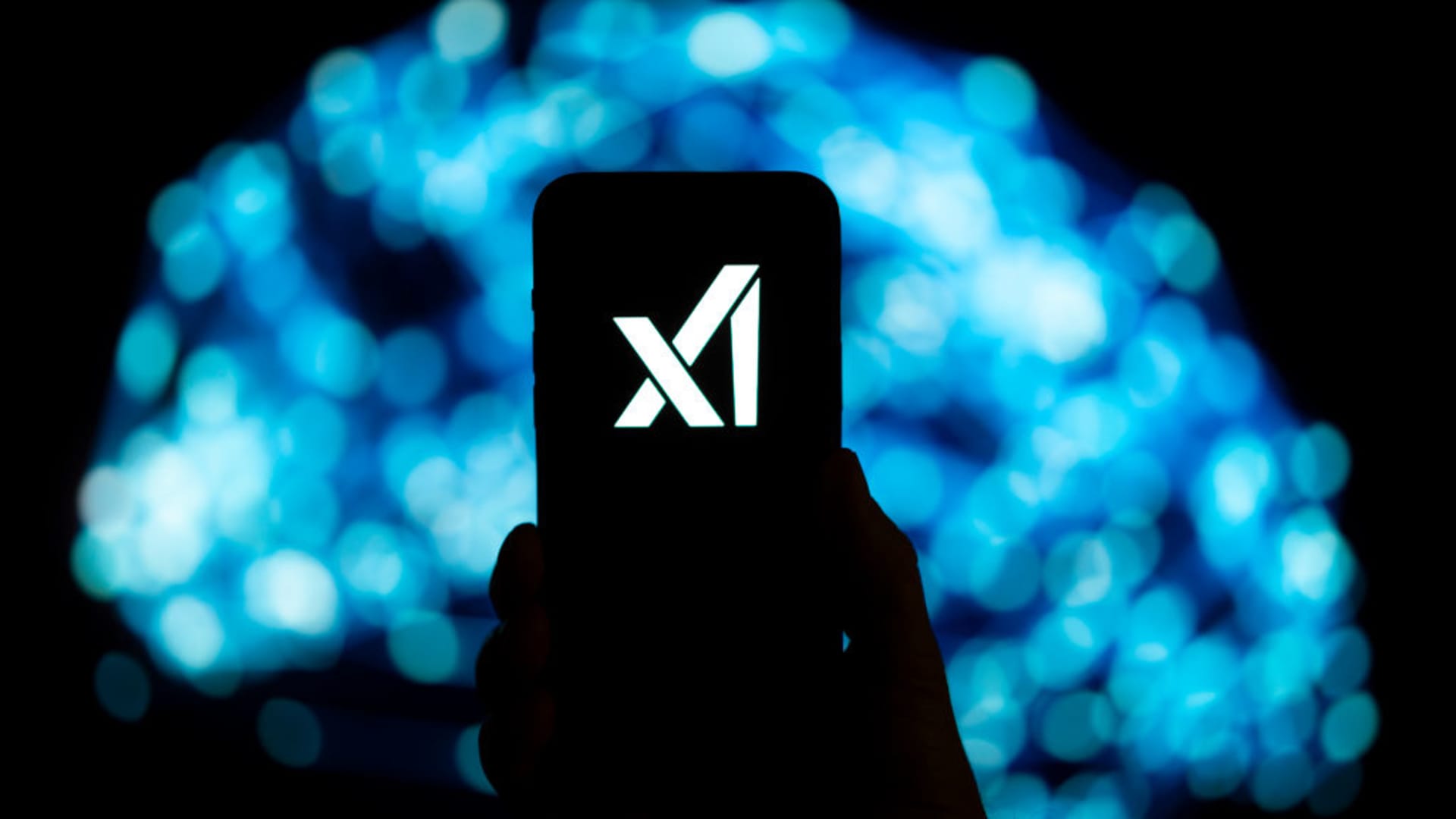 Tesla sold $430 million worth of its Megapack backup batteries to Musk's xAI in 2025