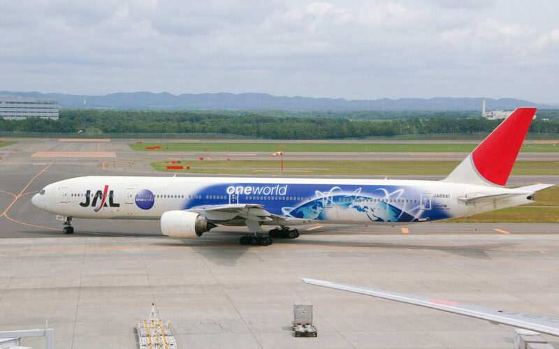 oneworld airlines launch $150M Bill Gates-backed fund to advance SAF development