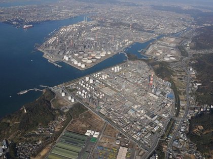 Three chemical companies promote cecarbonization of ethylene production in western Japan
