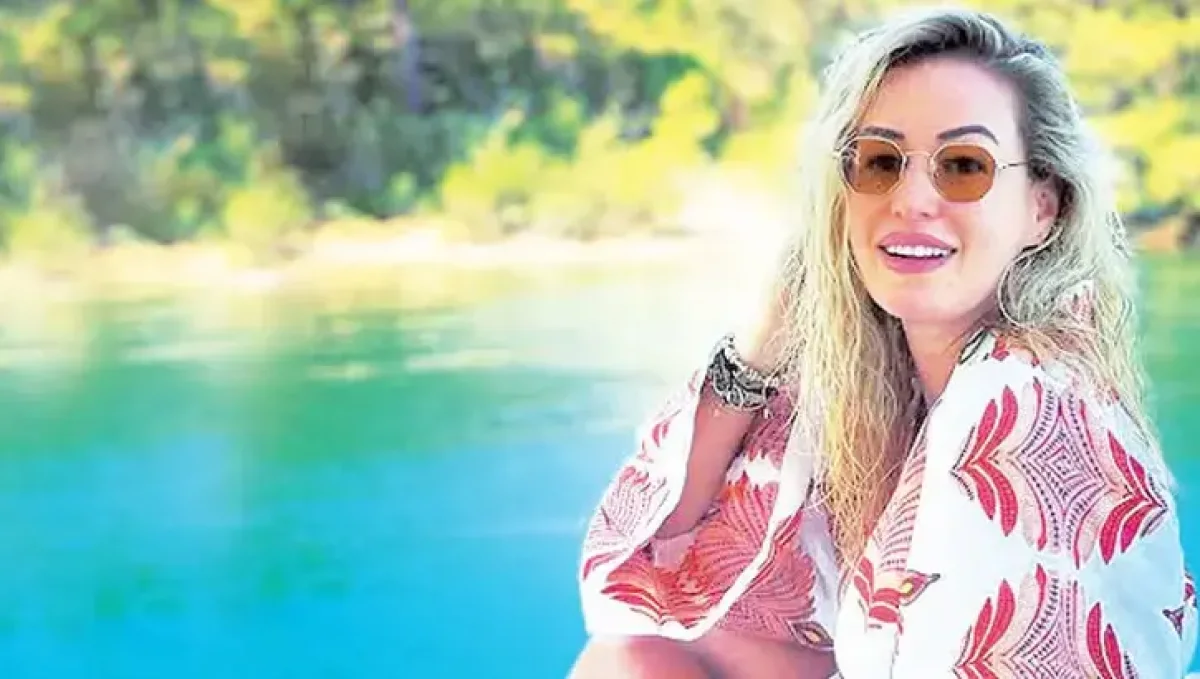 Melda Kamhi Kosif Şiirlerini Yapay Zekayla Şarkı Yaptı